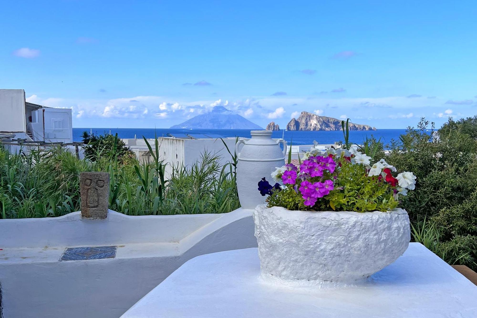 Dependance La Caletta Hotel Panarea Ngoại thất bức ảnh